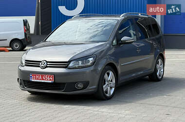Минивэн Volkswagen Touran 2012 в Ровно