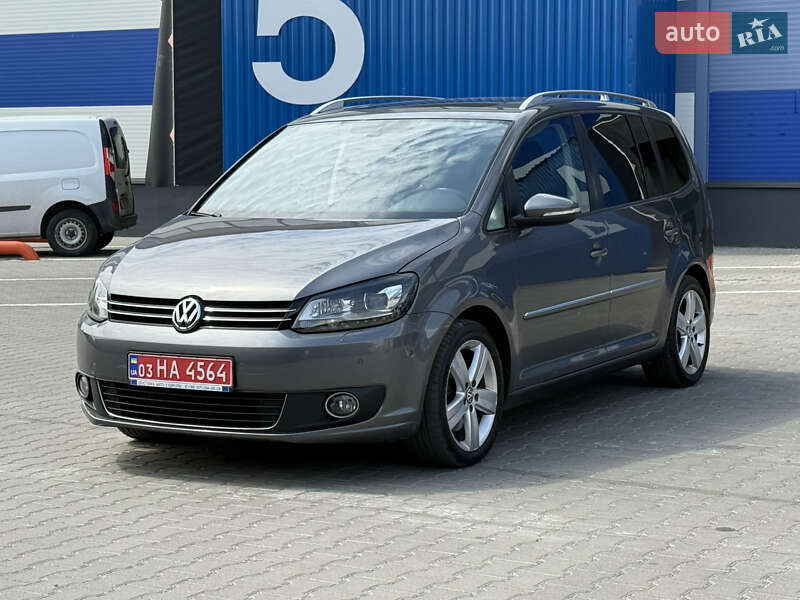 Volkswagen Touran 2012