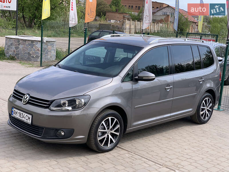 Мінівен Volkswagen Touran 2011 в Бердичеві