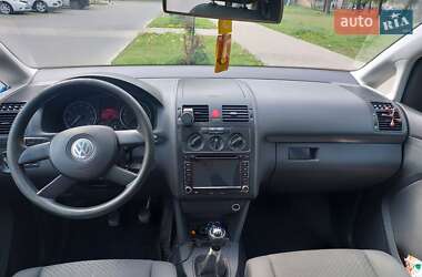 Мінівен Volkswagen Touran 2004 в 