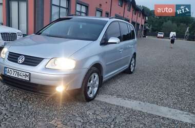 Мінівен Volkswagen Touran 2006 в Тячеві