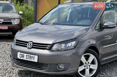 Мінівен Volkswagen Touran 2010 в 
