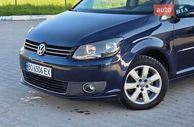 Минивэн Volkswagen Touran 2010 в 