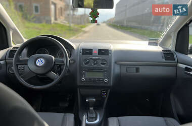 Мінівен Volkswagen Touran 2005 в 