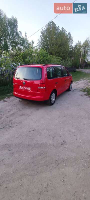 Мінівен Volkswagen Touran 2006 в Демидівці