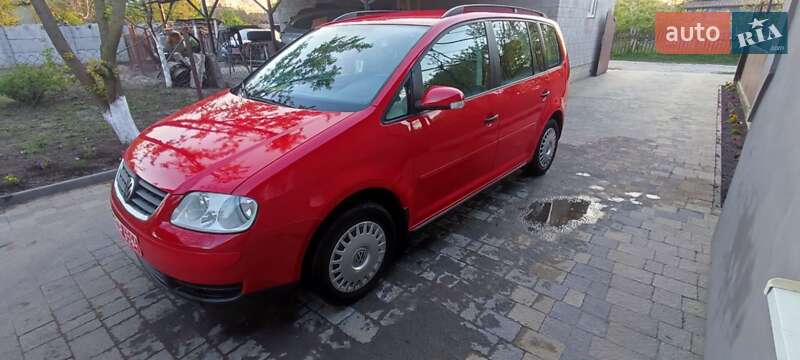 Мінівен Volkswagen Touran 2006 в Демидівці