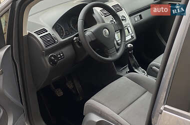 Минивэн Volkswagen Touran 2007 в 