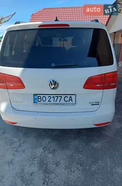 Минивэн Volkswagen Touran 2013 в 