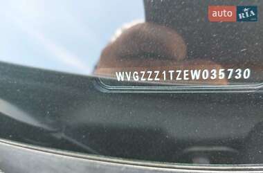 Минивэн Volkswagen Touran 2013 в 