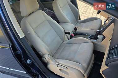 Минивэн Volkswagen Touran 2010 в 
