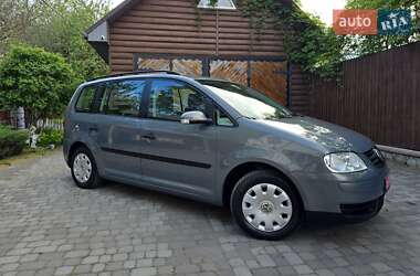 Мінівен Volkswagen Touran 2004 в 
