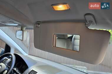 Мінівен Volkswagen Touran 2004 в 