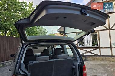 Мінівен Volkswagen Touran 2004 в 