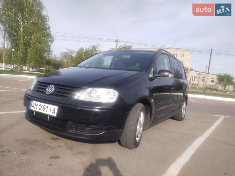 Минивэн Volkswagen Touran 2005 в Бердичеве