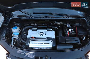 Минивэн Volkswagen Touran 2008 в 