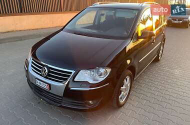 Минивэн Volkswagen Touran 2007 в 