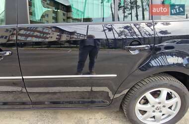 Минивэн Volkswagen Touran 2007 в 