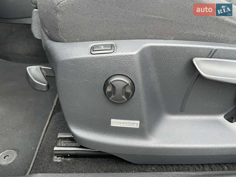 Мікровен Volkswagen Touran 2018 в Кропивницькому