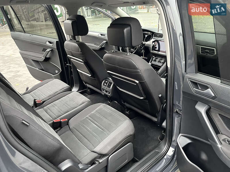 Мікровен Volkswagen Touran 2018 в Кропивницькому
