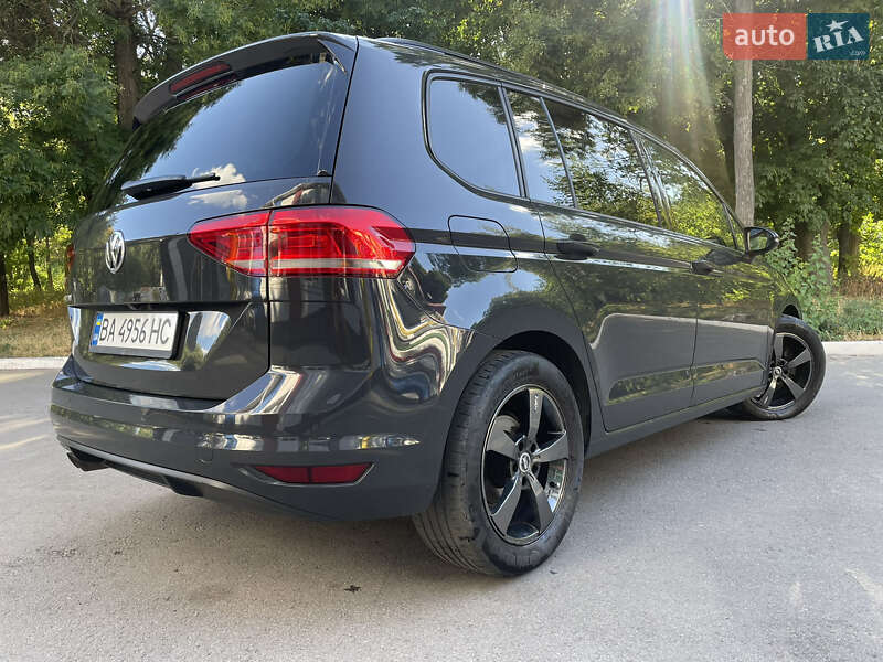 Мікровен Volkswagen Touran 2018 в Кропивницькому