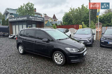 Микровэн Volkswagen Touran 2017 в Хмельницком