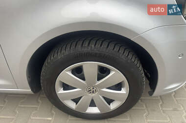 Мінівен Volkswagen Touran 2011 в 
