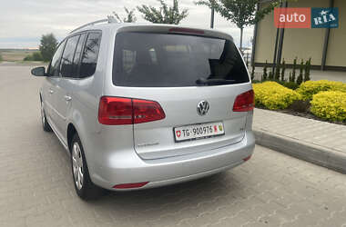 Мінівен Volkswagen Touran 2011 в 