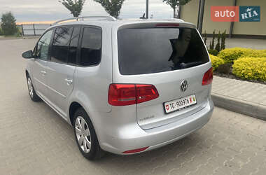 Мінівен Volkswagen Touran 2011 в 