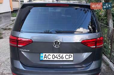 Микровэн Volkswagen Touran 2015 в 