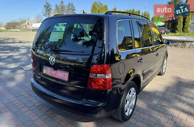 Минивэн Volkswagen Touran 2006 в 