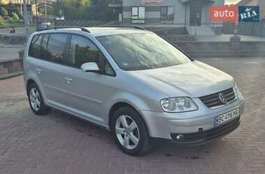 Минивэн Volkswagen Touran 2005 в 