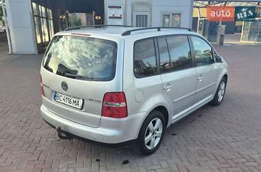 Минивэн Volkswagen Touran 2005 в 