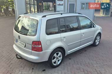Минивэн Volkswagen Touran 2005 в 