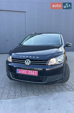 Минивэн Volkswagen Touran 2011 в 