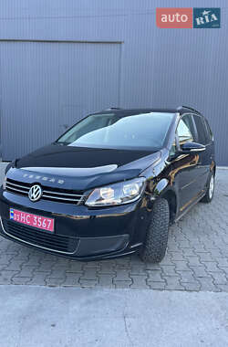 Минивэн Volkswagen Touran 2011 в 