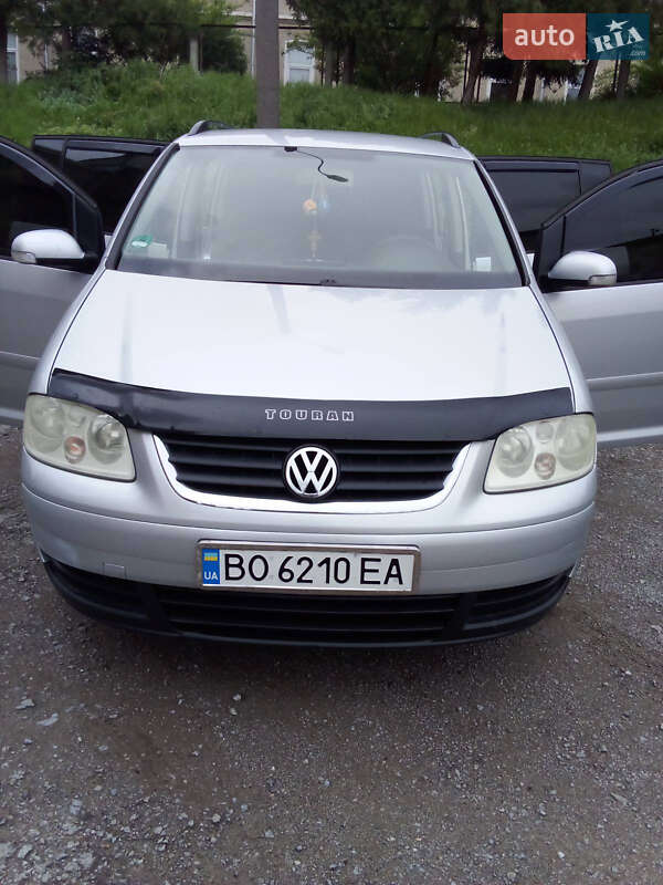 Volkswagen Touran 2004