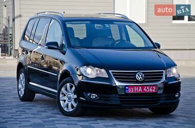 Мінівен Volkswagen Touran 2008 в 