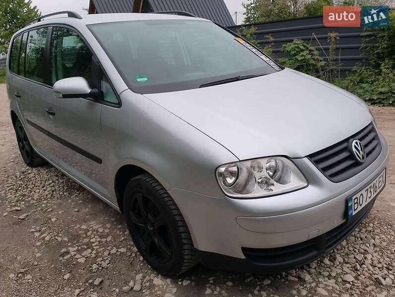 Мінівен Volkswagen Touran 2004 в Тернополі