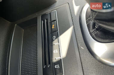 Минивэн Volkswagen Touran 2012 в 