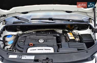 Мінівен Volkswagen Touran 2009 в 