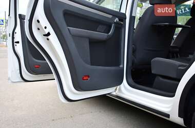 Мінівен Volkswagen Touran 2009 в 