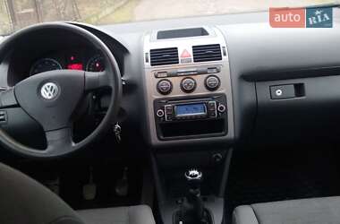 Минивэн Volkswagen Touran 2008 в Рудки