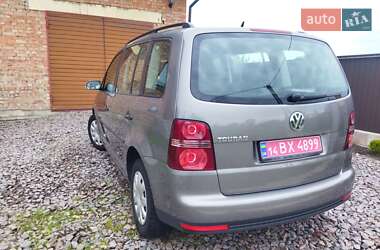 Минивэн Volkswagen Touran 2008 в 