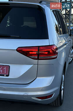 Микровэн Volkswagen Touran 2020 в 