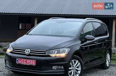 Микровэн Volkswagen Touran 2017 в Львове