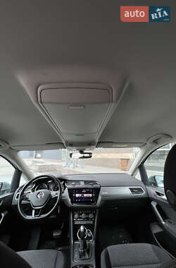 Микровэн Volkswagen Touran 2020 в 