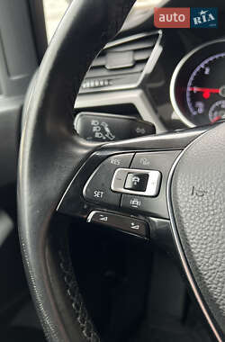 Микровэн Volkswagen Touran 2020 в 