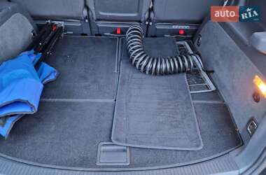 Минивэн Volkswagen Touran 2012 в 