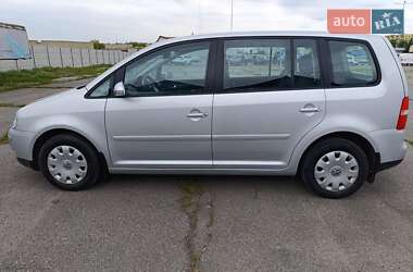 Мінівен Volkswagen Touran 2005 в 