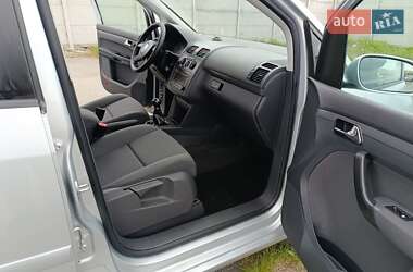 Мінівен Volkswagen Touran 2005 в 